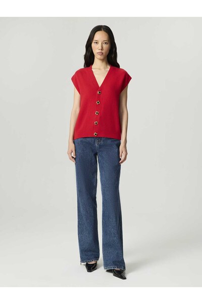 Nocturne Knitwear Vest with Button Accessories