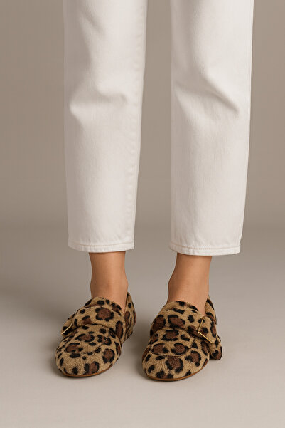 Beyond Women's Beige Leopard Buckle Mary Jane Furry Casual Ballet Flats Byndmj003