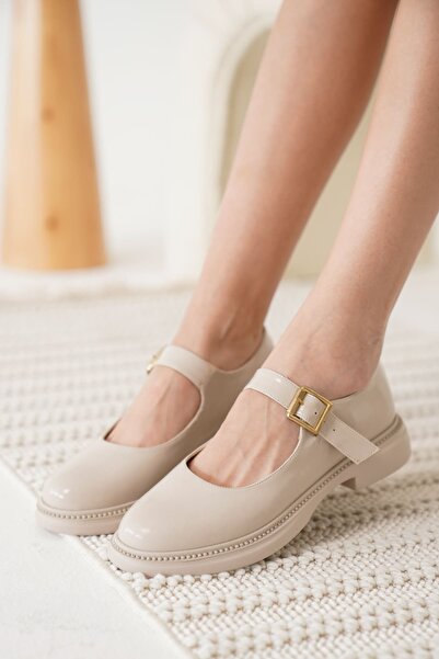 TRENDELLA Briana Beige Patent Leather Buckle Detailed Mary Jane Shoes