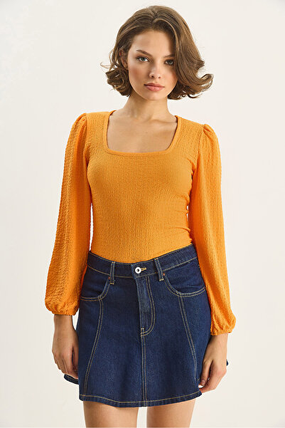 Bianco Lucci Kadın Kare Yaka Uzun Kollu Gofre Bluz 0442 60283694