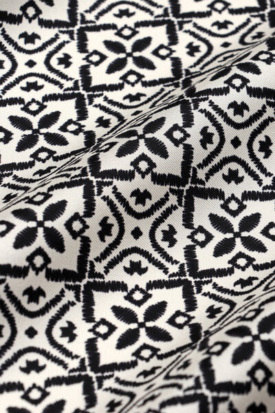 Bursa İpek Κρεμ Μεταξωτό Φουλάρι με Μοτίβο Όνειρο