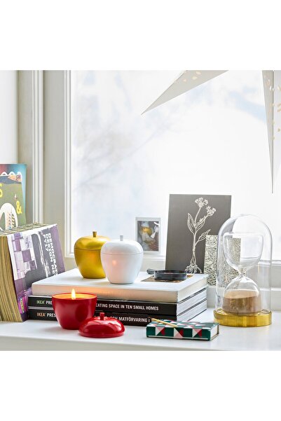 IKEA VINTERFINT Scented candle in metal tin, apple-shaped/Vanilla white, 24 hr