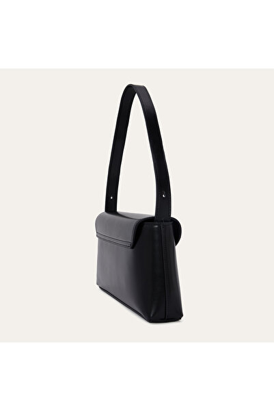 Mudo Front Closure Shoulder Bag