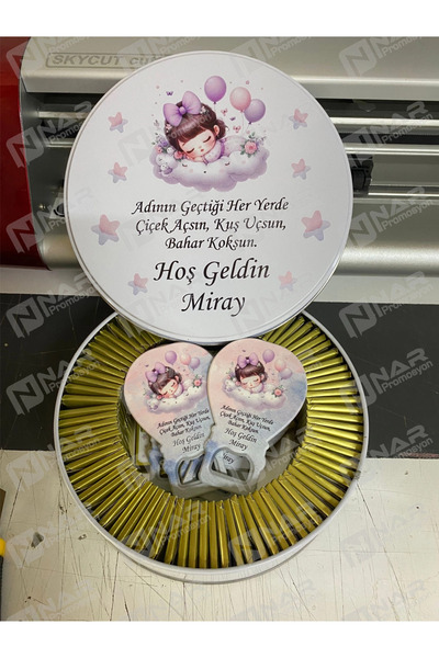 Nar Promosyon Baskılı Çikolata - Metal Kutulu, 50 Adet Her Biri Baskılı Madlen Çikolata - Nar Pro