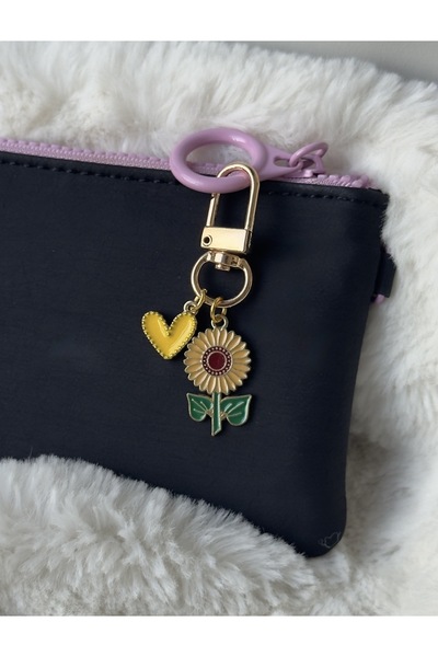 WhimsyWhite ميدالية مفاتيح مينيمال شان، ميدالية مفاتيح ملونة على شكل حقيبة، م...