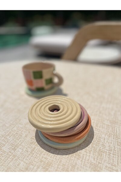 Me Gusta Home قاعدة كوب السكرية على شكل مصاصة من السيراميك باللون البيج