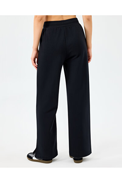 SKECHERS W Essential Wide Leg Regular Fit Sweatpant Kadın Siyah Eşofman Altı S2610010-3817