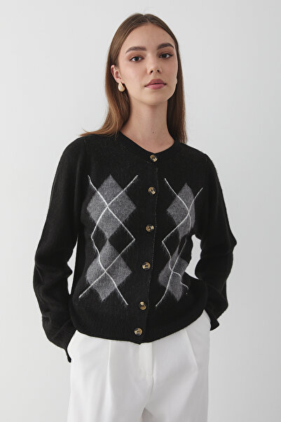 JASTE Women's Black Argyle Patterned Buttoned Knit Sweater