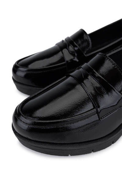 Tamer Tanca Kadın Hakiki Deri Siyah Rugan Comfort Ayakkabı