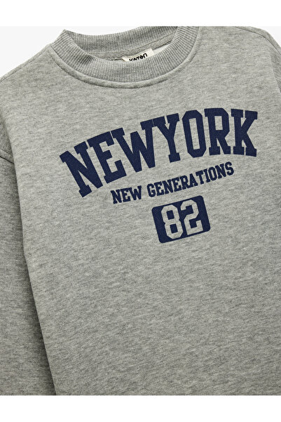 Koton Φούτερ με μακρυμάνικο λαιμόκοψη με στάμπα