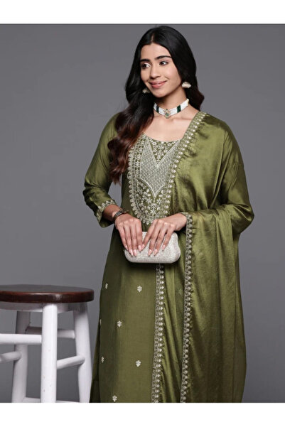 MYSMAR Mehndi Green Embroidered Viscose Chanderi Top & Bottom Set - PMM18189 | Mehndi Green