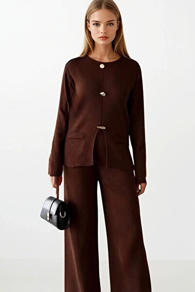VAGGON Γυναικείο καφέ με λεπτομέρεια με κουμπιά μακρυμάνικη μπλούζα και παντελόνι με ψηλή μέση πλεκτό σετ Vs01400