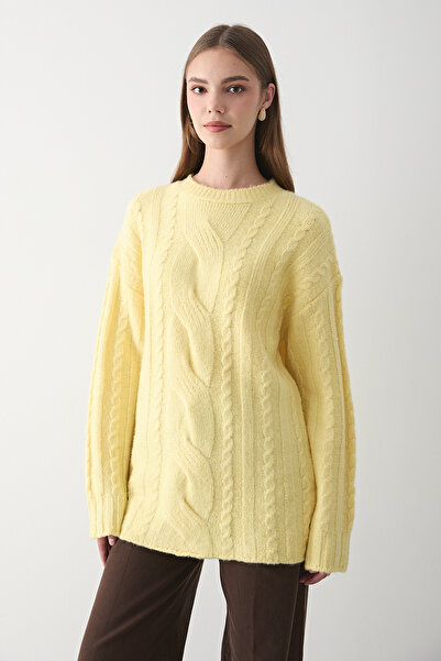 JASTE Women's Yellow Knitted Patterned Sweater