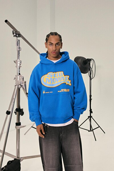 Bershka Baskılı kapüşonlu sweatshirt