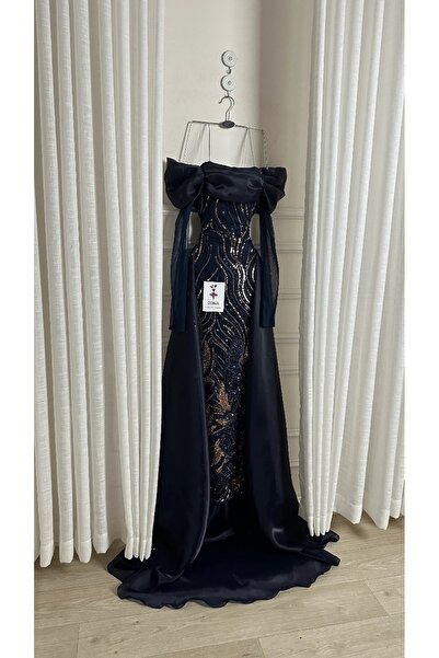 Onili فستان سهره كحلي مطرز كم طويل