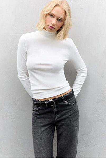 Stradivarius Basic high neck T-shirt