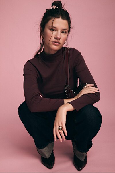 Stradivarius Basic high neck T-shirt