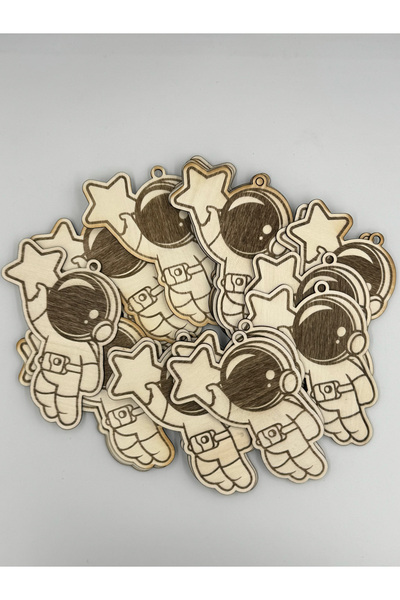 AnneArtwear Project DIY Wood Arts & Crafts – Astronaut Edition