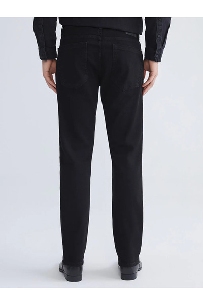 LC Waikiki LCW Jeans Siyah 779 Regular Fit Erkek Jean Pantolon