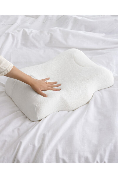 Madame Coco Isabelle Visco Güzellik Yastığı - Beyaz - 38x56 cm