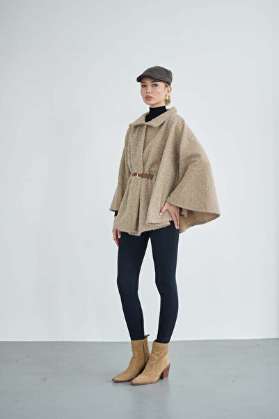 Molly Nelly Γυναικείο χειμερινό παλτό πόντσο με ζώνη με εφέ τσόχας