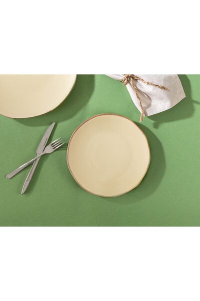 Madame Coco Colores Pasta Plate 21 cm