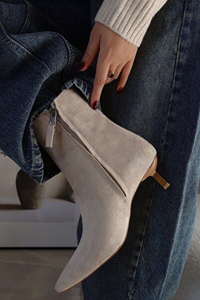 POLKA STORE Kiss Sivri Burun Kitten Topuklu Fermuarlı Kadın Bot Bootie Ahşap Ökçe Süet