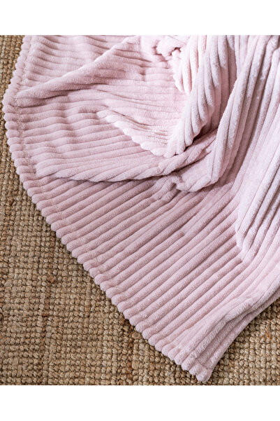 Madame Coco Corbeau Welsoft Plain Tv Blanket - Powder