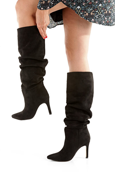 PİMORA ''ELEONORA'' Černé semišové boty se špičatým výstřihem a 9 cm tenkým podpatkem Nová sezóna