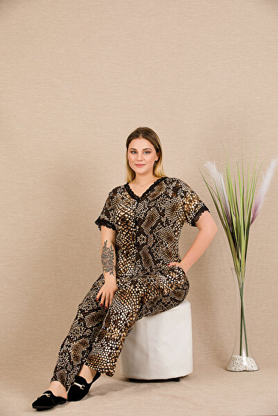 MOPİ Plus Size Snake Skin Pattern Buttoned Short Sleeve Pajama Set