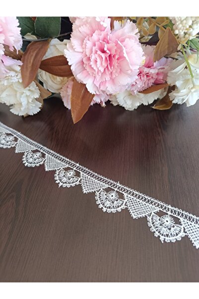 Misue Handmade Guipure French Lace, Needlework Look Guipure Lace Accessory, Cream Ribbon Embroidery Trim (1 Meter)