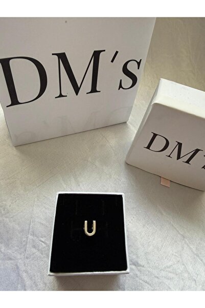DM’s Silver U harf Gümüş Charm’ı