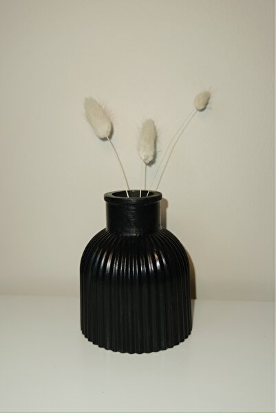 N&E Studio Mini vază canelată (cu fante) |   Vază decorativă modernă