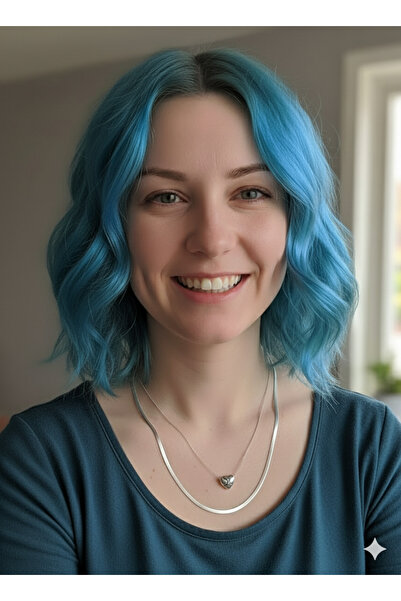 Jewerly قلادة نسائية إيطالية بسلسلة على شكل قلب باللون الرمادي