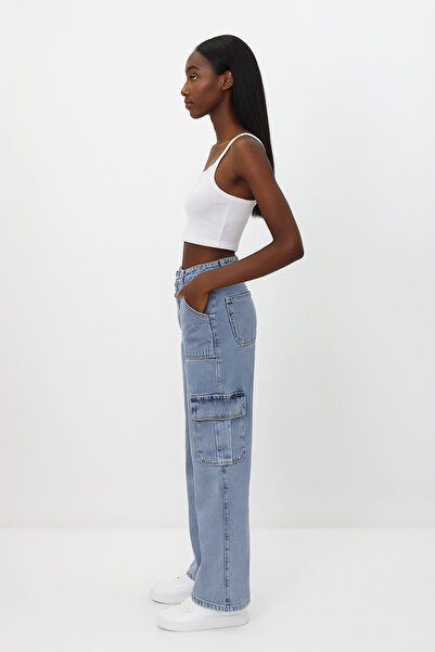 The Velavois Women's Cargo Pocket Jeans