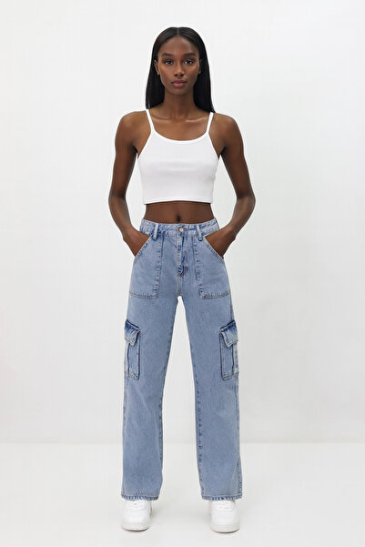 The Velavois Women's Cargo Pocket Jeans