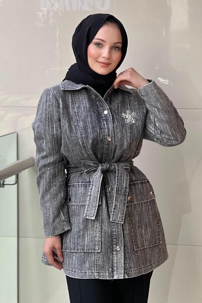 Nuss Stone Embroidered Front Snap Button Belted Denim Cap