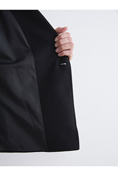 LC Waikiki Siyah Kruvaze Yaka Kadın Kaşe Kaban