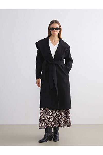 LC Waikiki Peak Yeni Sezon Kapüşonlu Kadın Kaşe Kaban