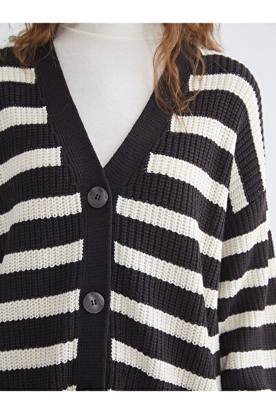 LC Waikiki V Yaka Çizgili Kadın Triko Hırka