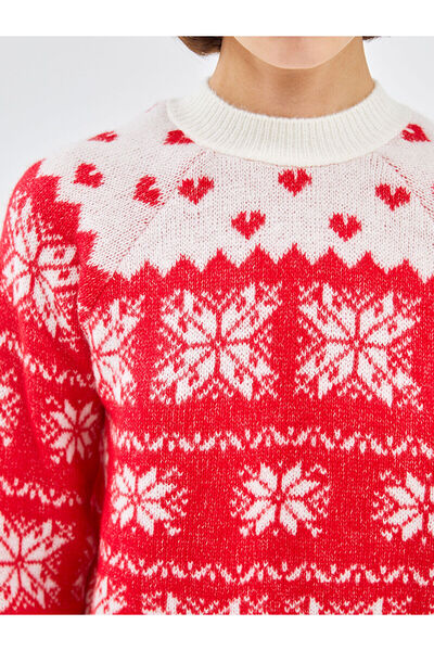 LC Waikiki Gemusterter Damen-Strickpullover mit Rundhalsausschnitt