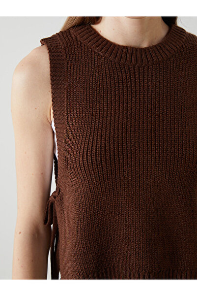 LC Waikiki Kahverengi Bisiklet Yaka Kadın Triko Süveter