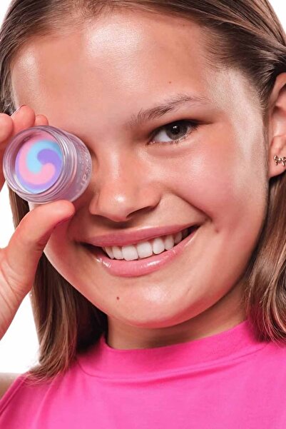 Essence Lip Swirl dudak bakım maskesi 01