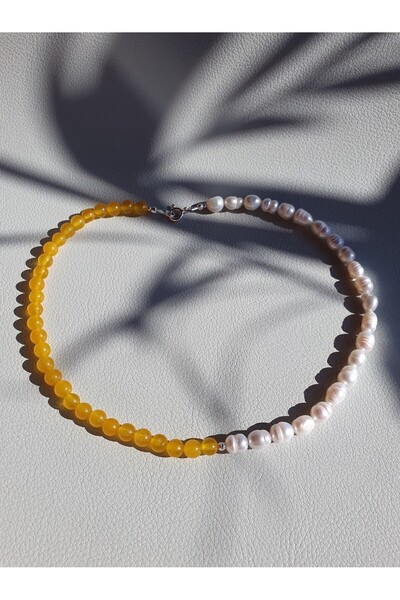 Abundo Cultured pearl and yellow jade necklace with 925 silver, 41 cm