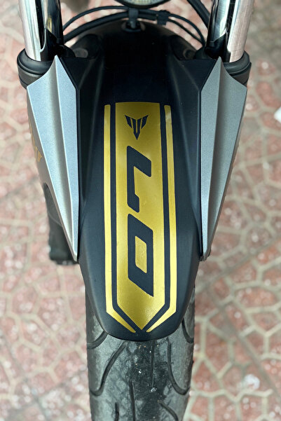 Banxtre Gold Color Front Fender Sticker Decal for Yamaha Mt-07 (1 Piece)
