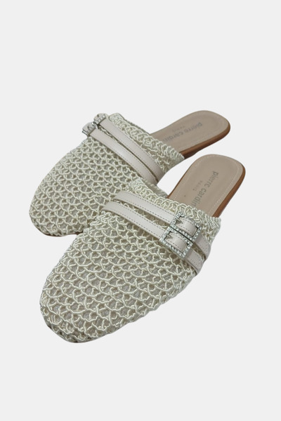 Pierre Cardin Жіночі щоденні капці з закритим носком, плетені з прозорої сітки, з вишуканими камінцями