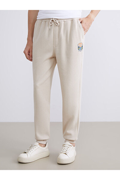 LC Waikiki Ανδρικό παντελόνι Jogger Vision New Season Standard Fit