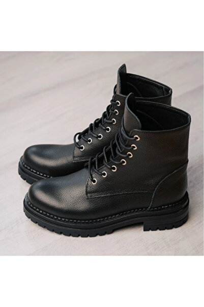 exclusives.ro Women's boots - Classic Chic - waterproof - black textured natural leather - low memory foam sole