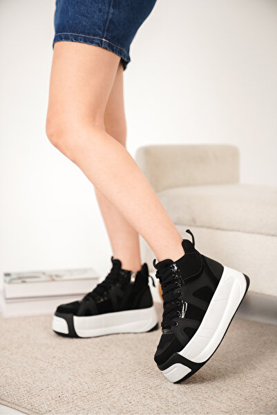 Cananın Pabuçları KCL 136 Ботуши с дебела подметка и връзки