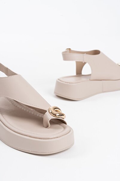 TRENDELLA Milena Beige Skin Buckle Detailed Sandals